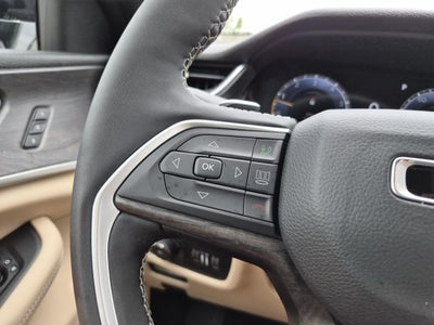 2025 Jeep Grand Cherokee L Limited 4x4