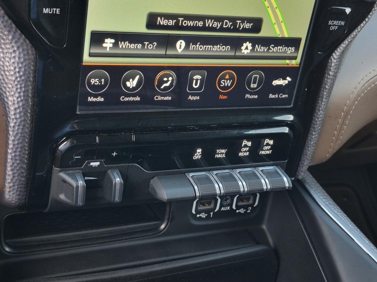 2021 RAM 1500 Limited Longhorn Crew Cab 4x4 5'7" Box