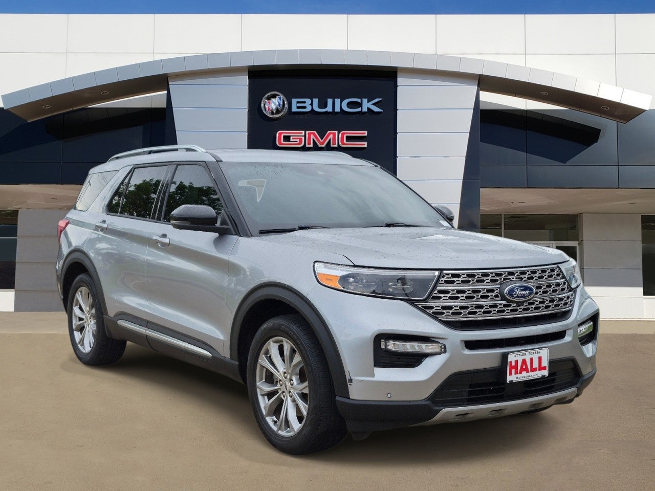 2021 Ford Explorer Limited RWD's photo