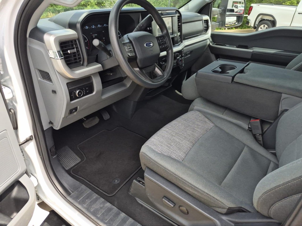 2025 Ford Super Duty F-250 SRW XL