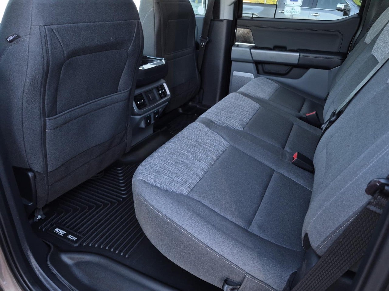2022 Ford F-150 XLT - Photo 13