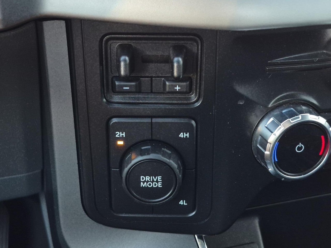 2022 Ford F-150 XLT - Photo 24
