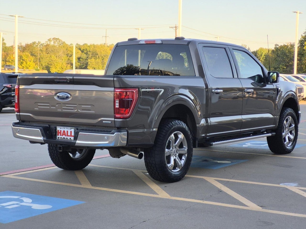 2022 Ford F-150 XLT - Photo 6
