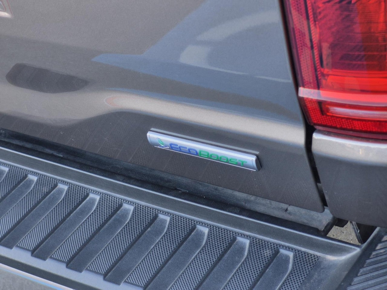 2022 Ford F-150 XLT - Photo 9