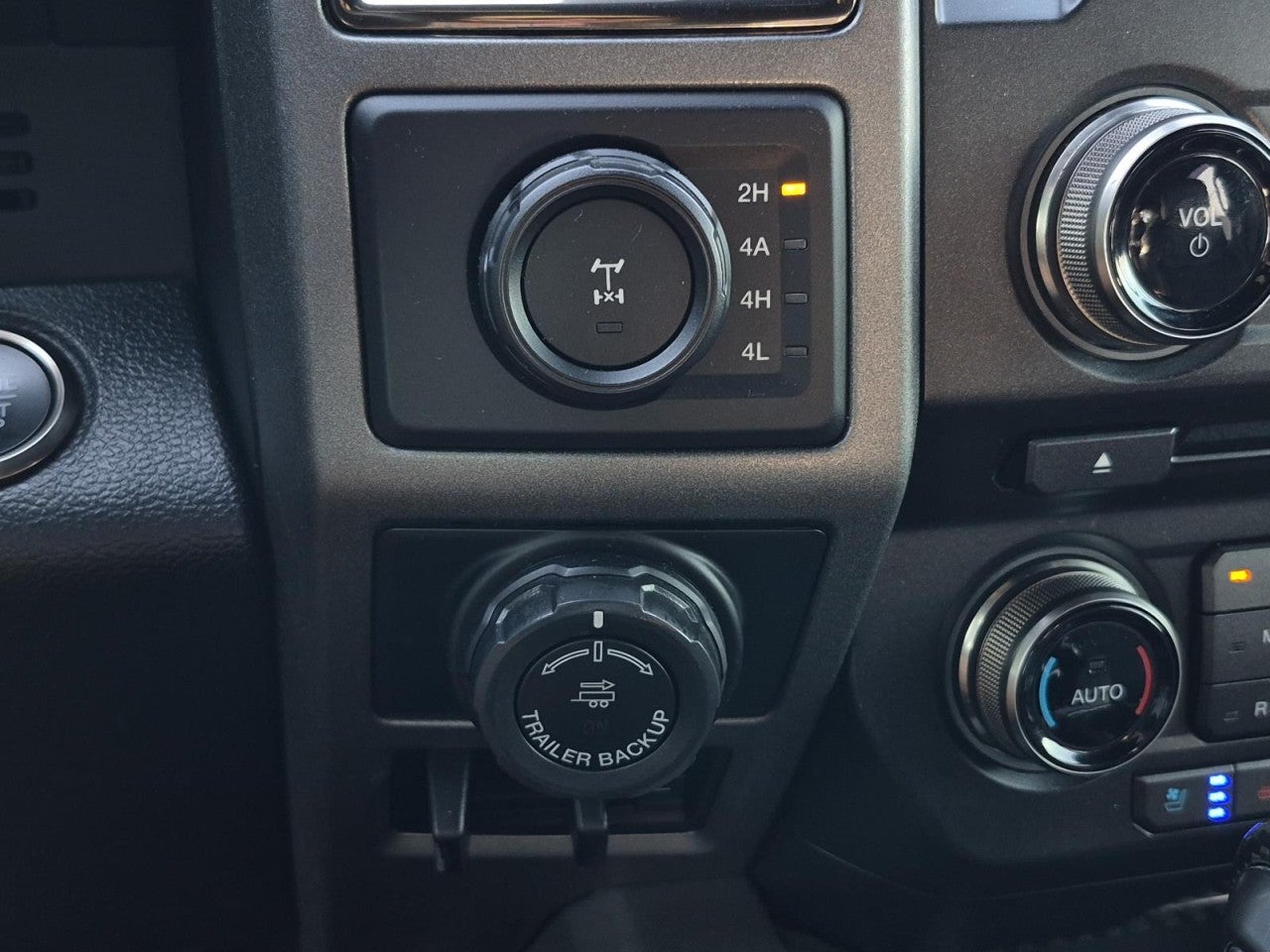 2018 Ford F-150 Raptor - Photo 26