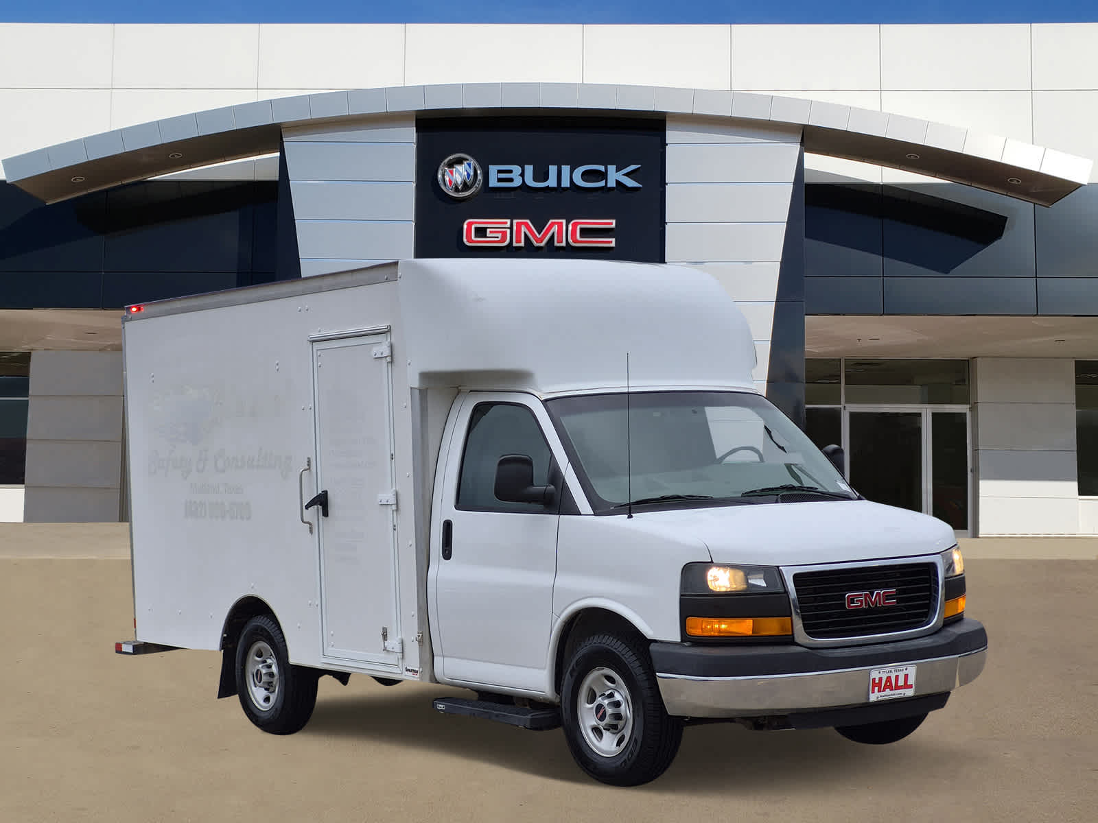 2016 GMC Savana Cutaway 3500 3500
