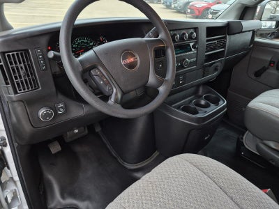2016 GMC Savana Cutaway 3500 3500