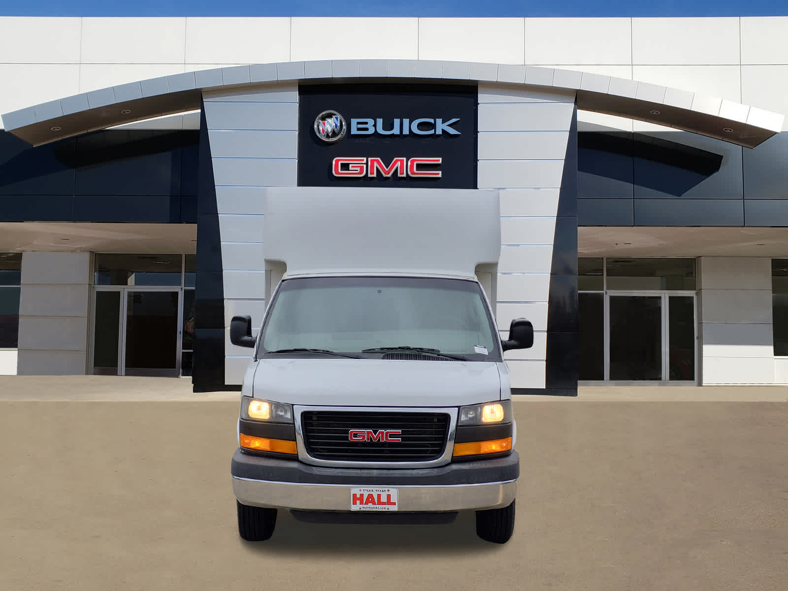 2016 GMC Savana Cutaway 3500 3500