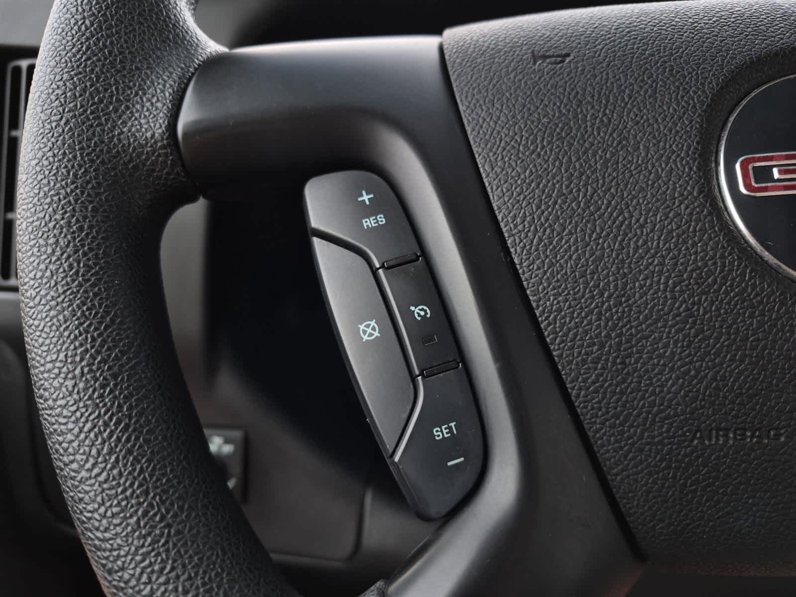 2016 GMC Savana Cutaway 3500 3500