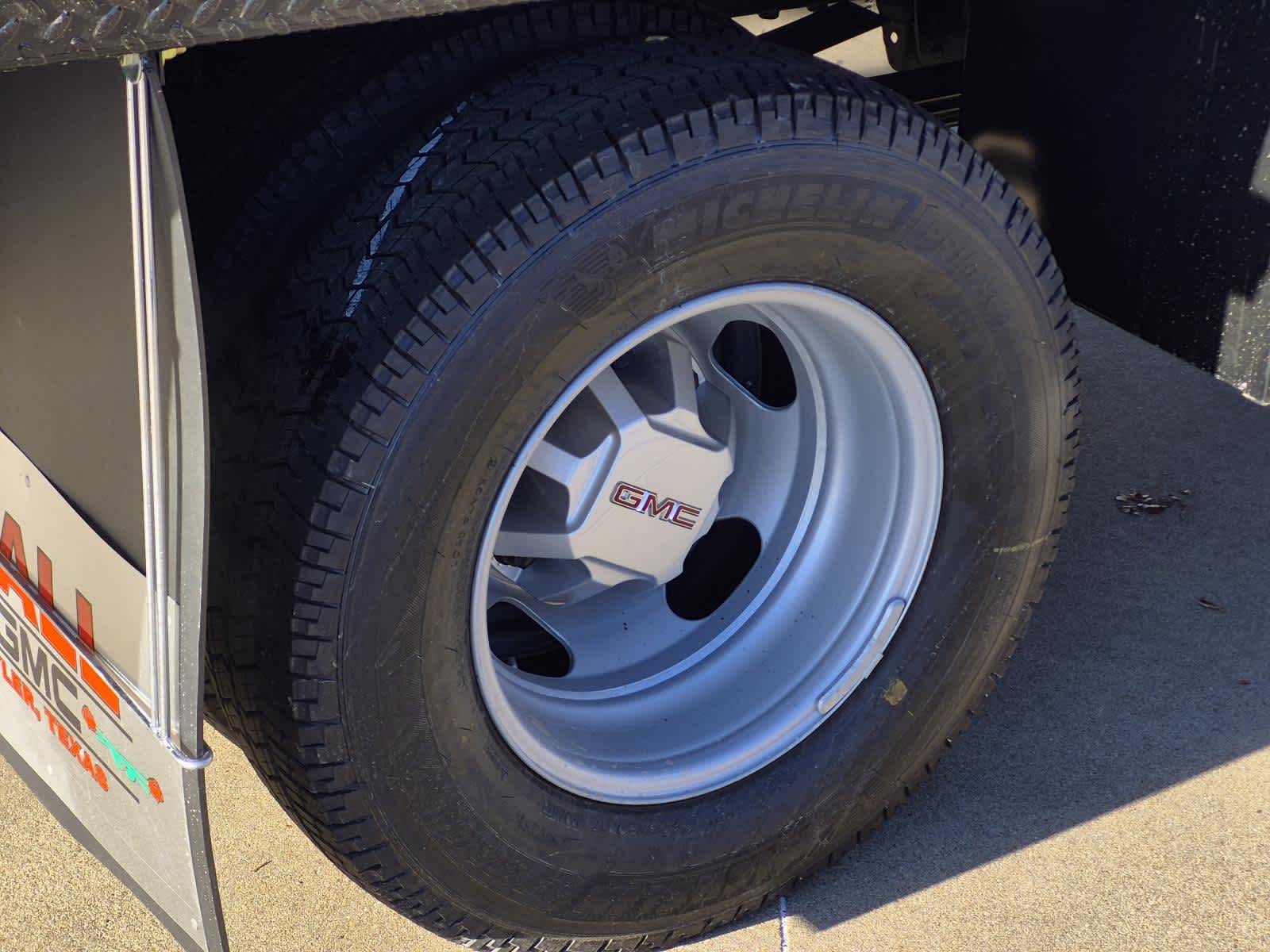 2026 GMC Sierra 3500 HD Chassis Cab Pro