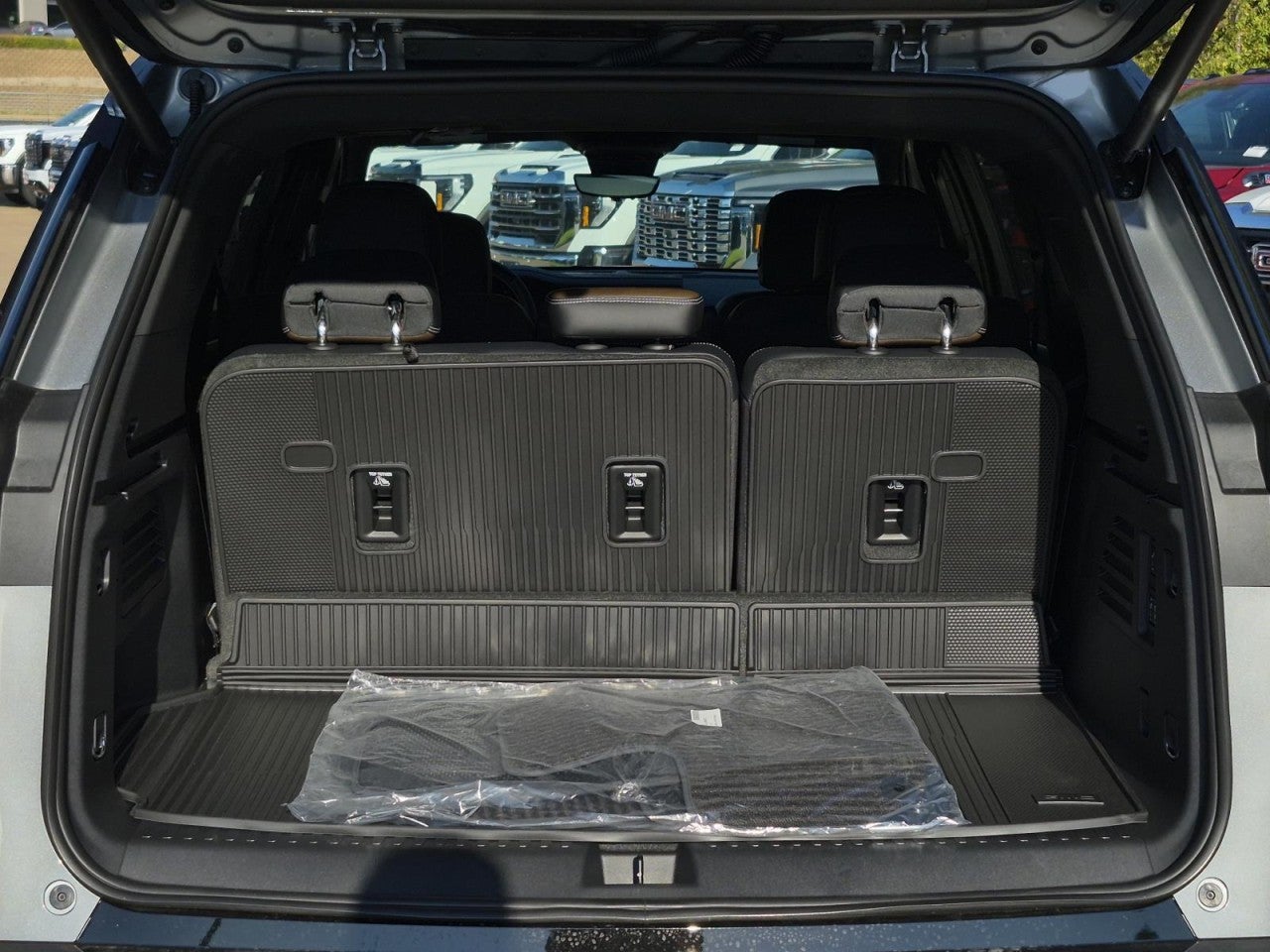 2027 GMC Acadia Denali Ultimate