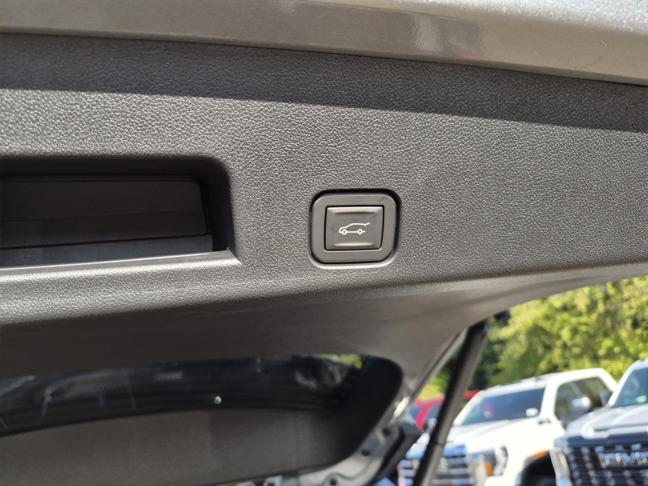 2027 GMC Acadia Denali Ultimate