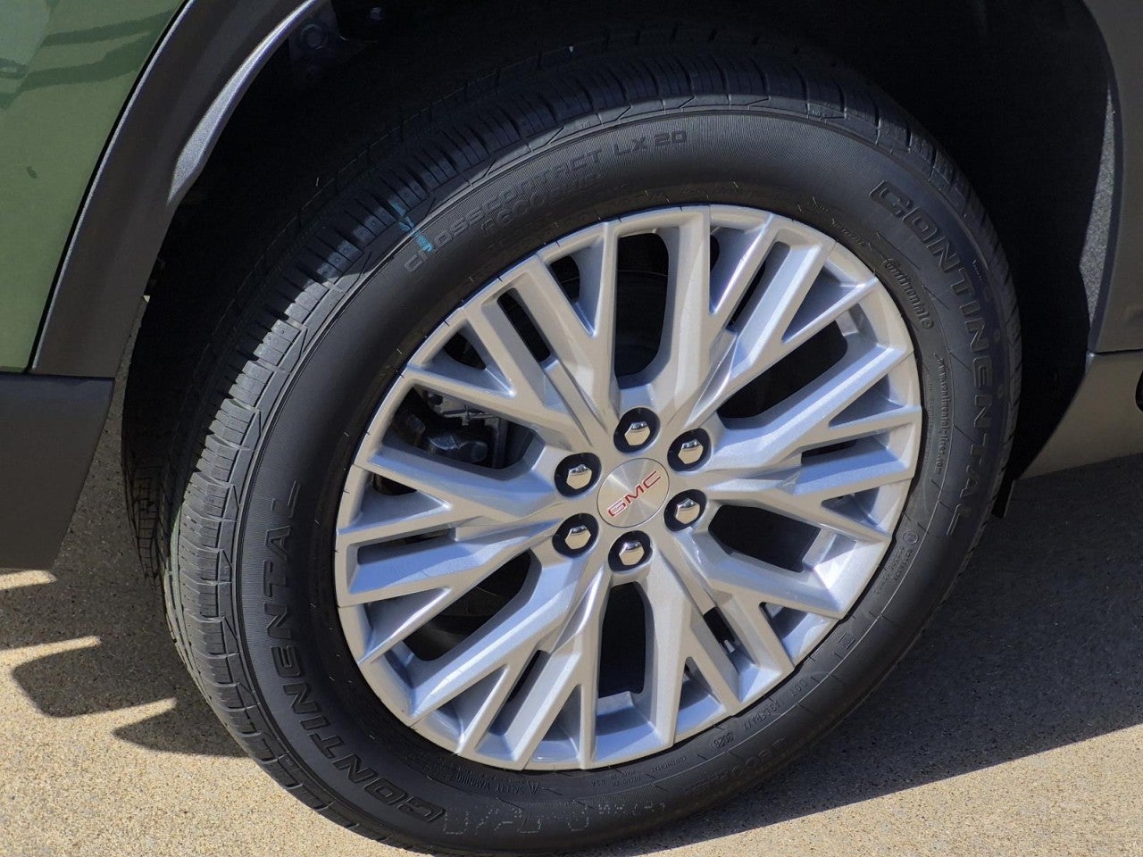 2027 GMC Acadia Elevation