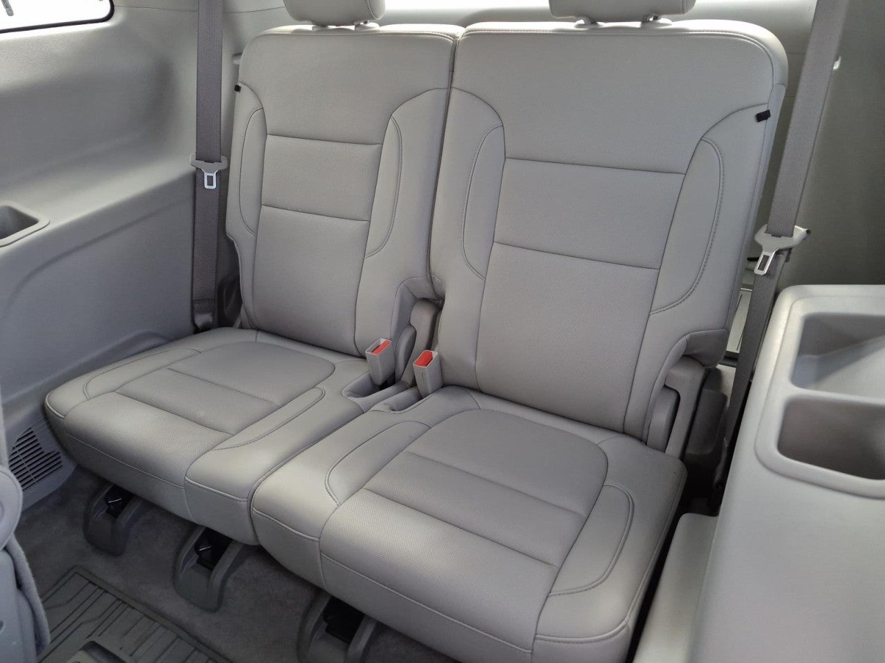 2022 GMC Acadia SLT - Photo 17