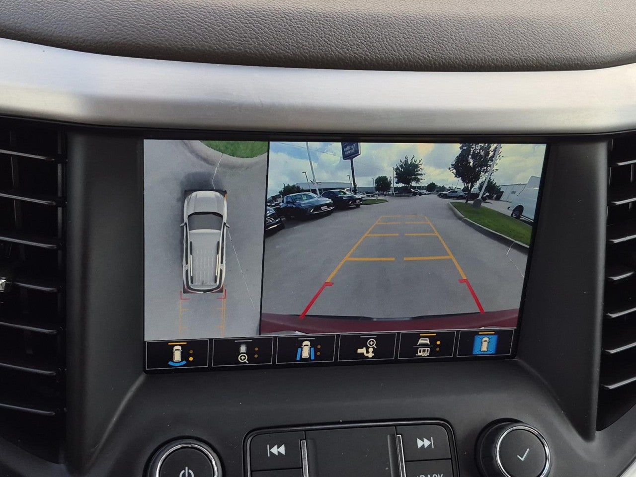 2022 GMC Acadia SLT - Photo 31