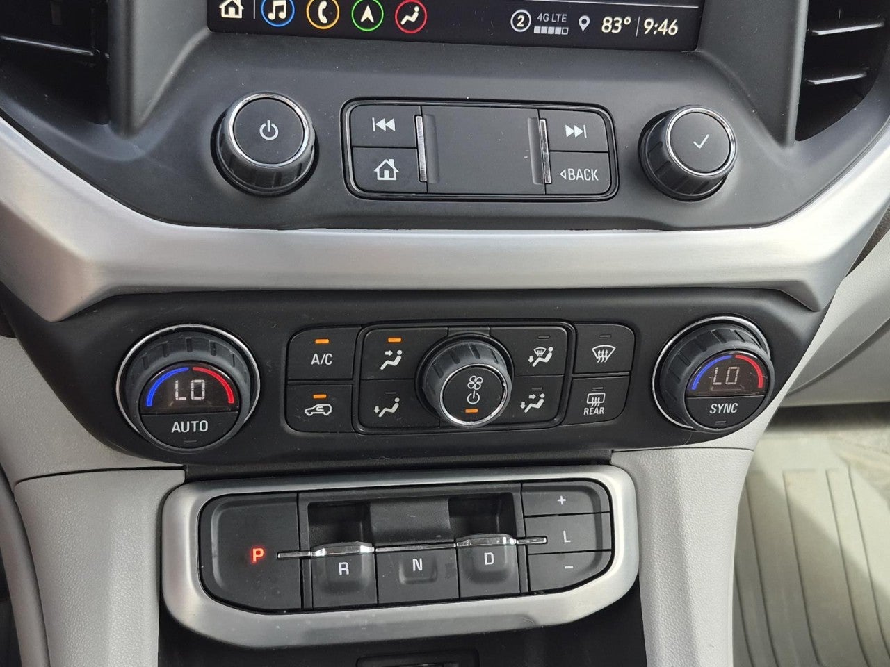 2022 GMC Acadia SLT - Photo 33