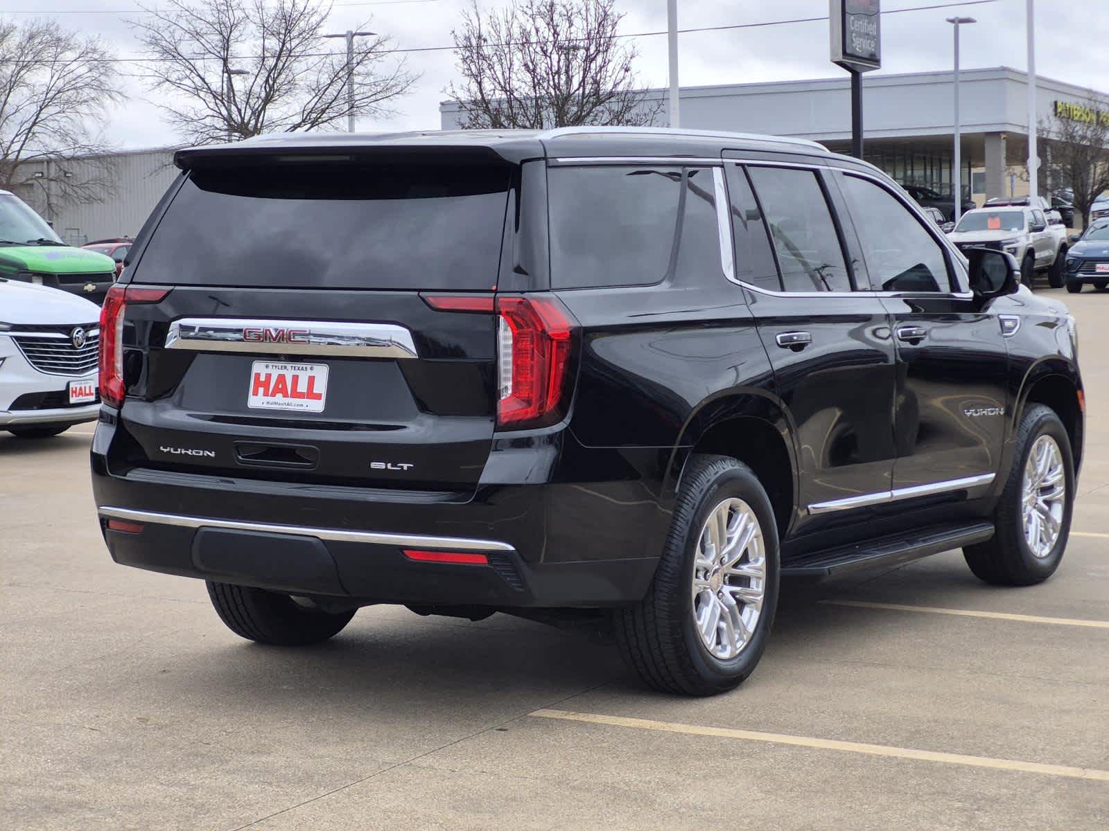 2021 GMC Yukon SLT