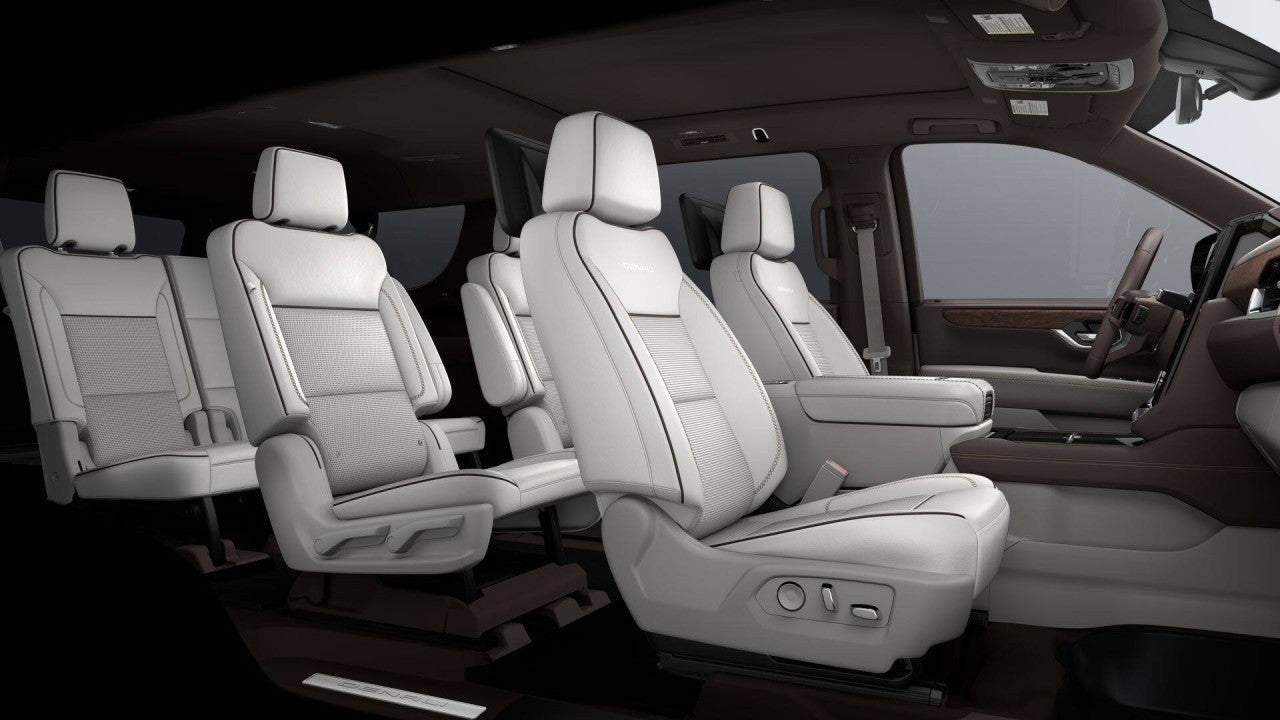 2026 GMC Yukon XL Denali - Photo 32