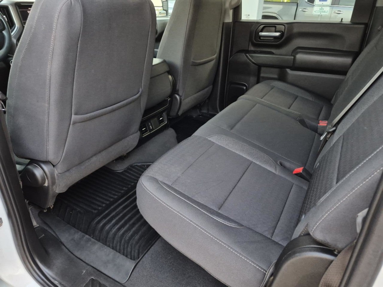 2024 GMC Sierra 2500HD Pro - Photo 14