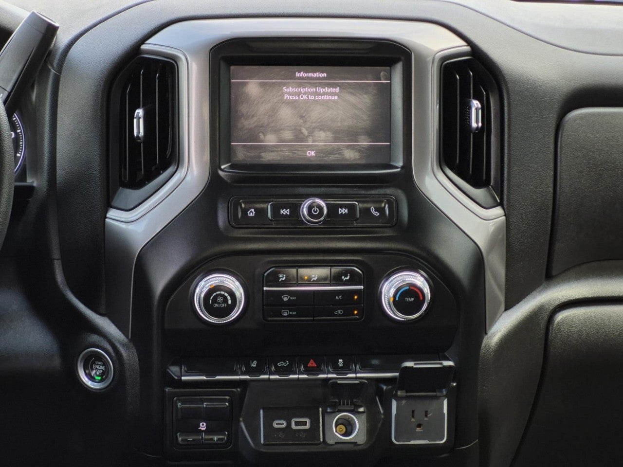 2024 GMC Sierra 2500HD Pro - Photo 17