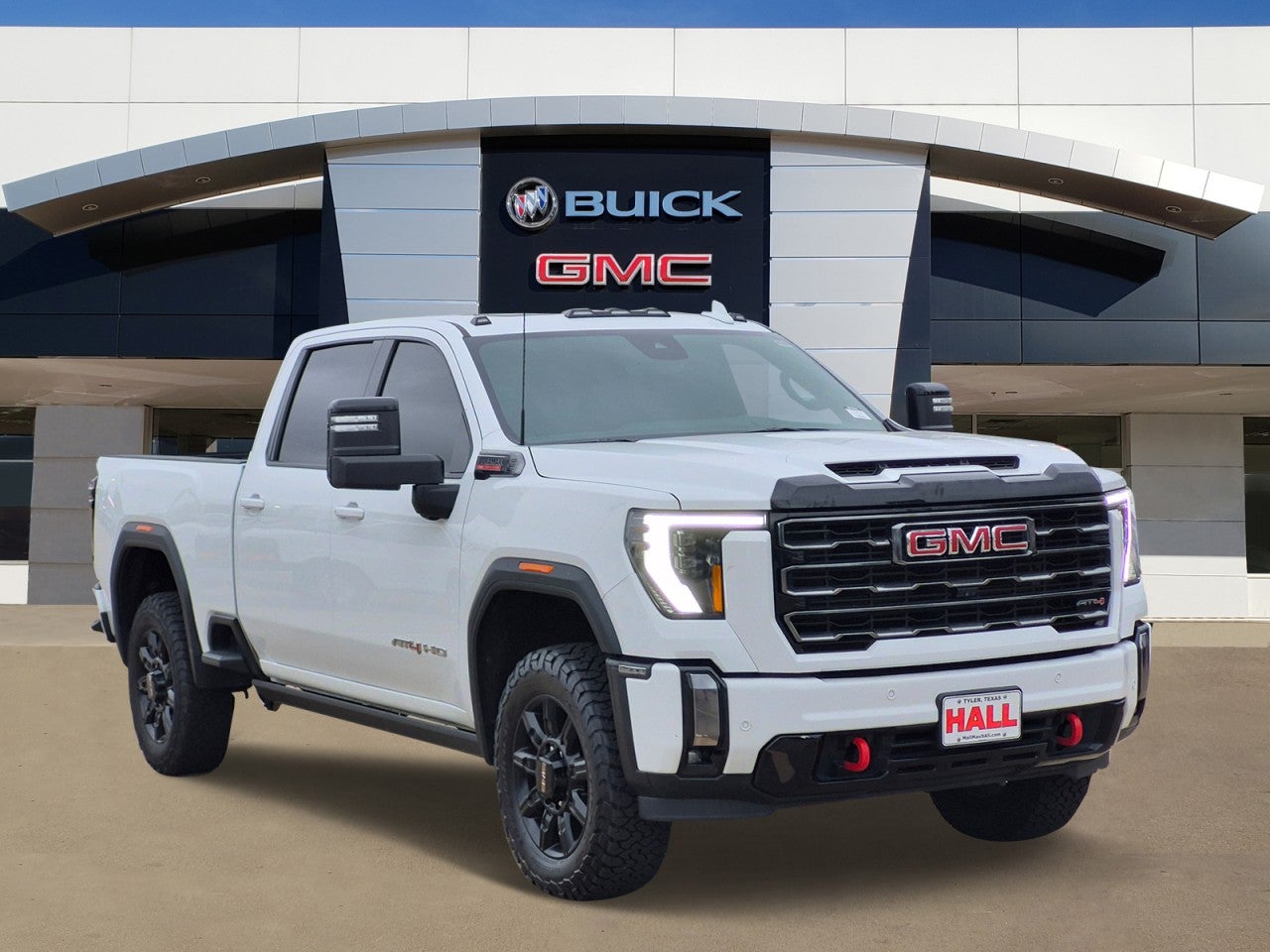2024 GMC Sierra 4WD Crew Cab Standard Box AT4's photo