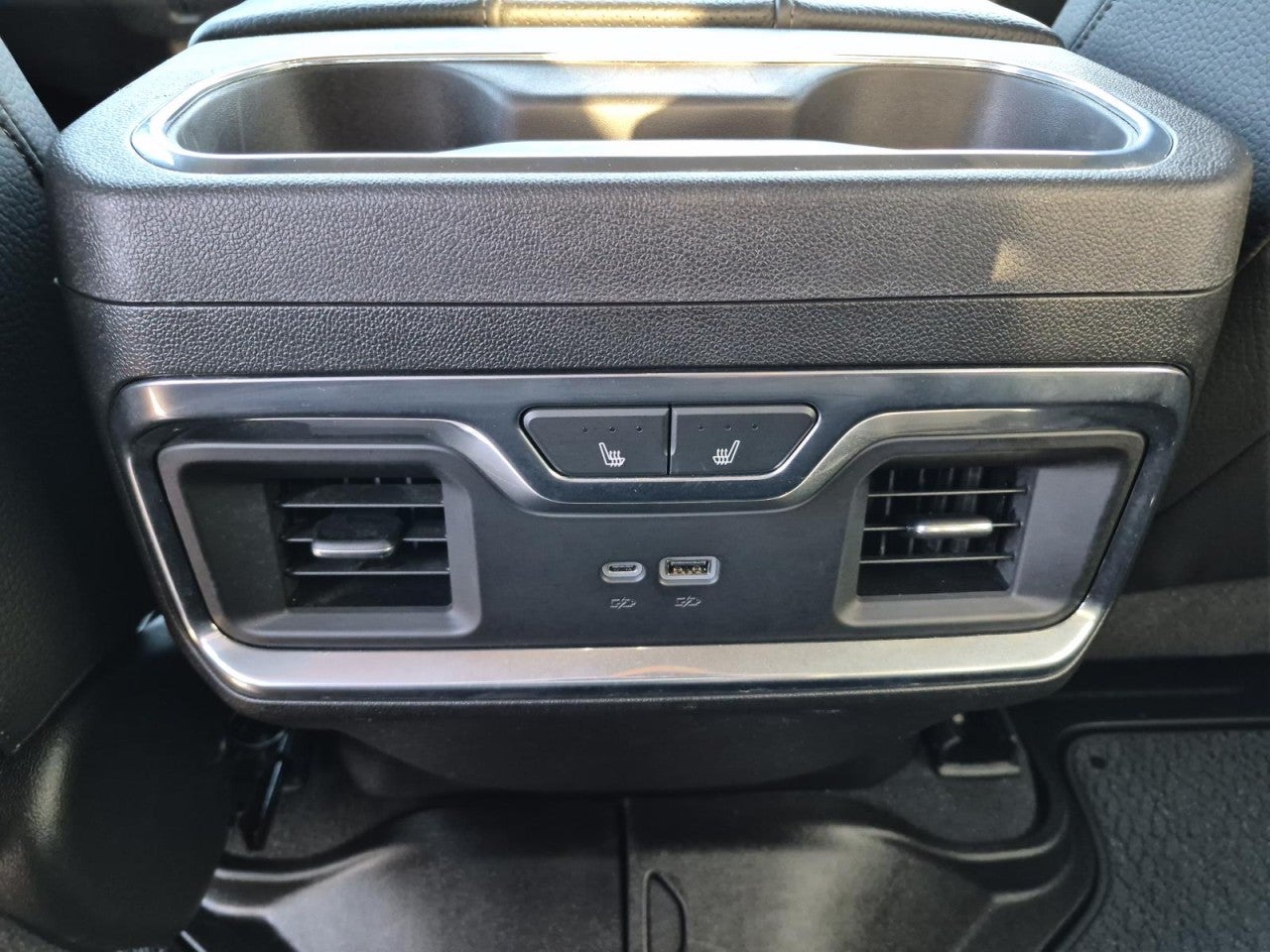 2024 GMC Sierra 2500HD Denali - Photo 14