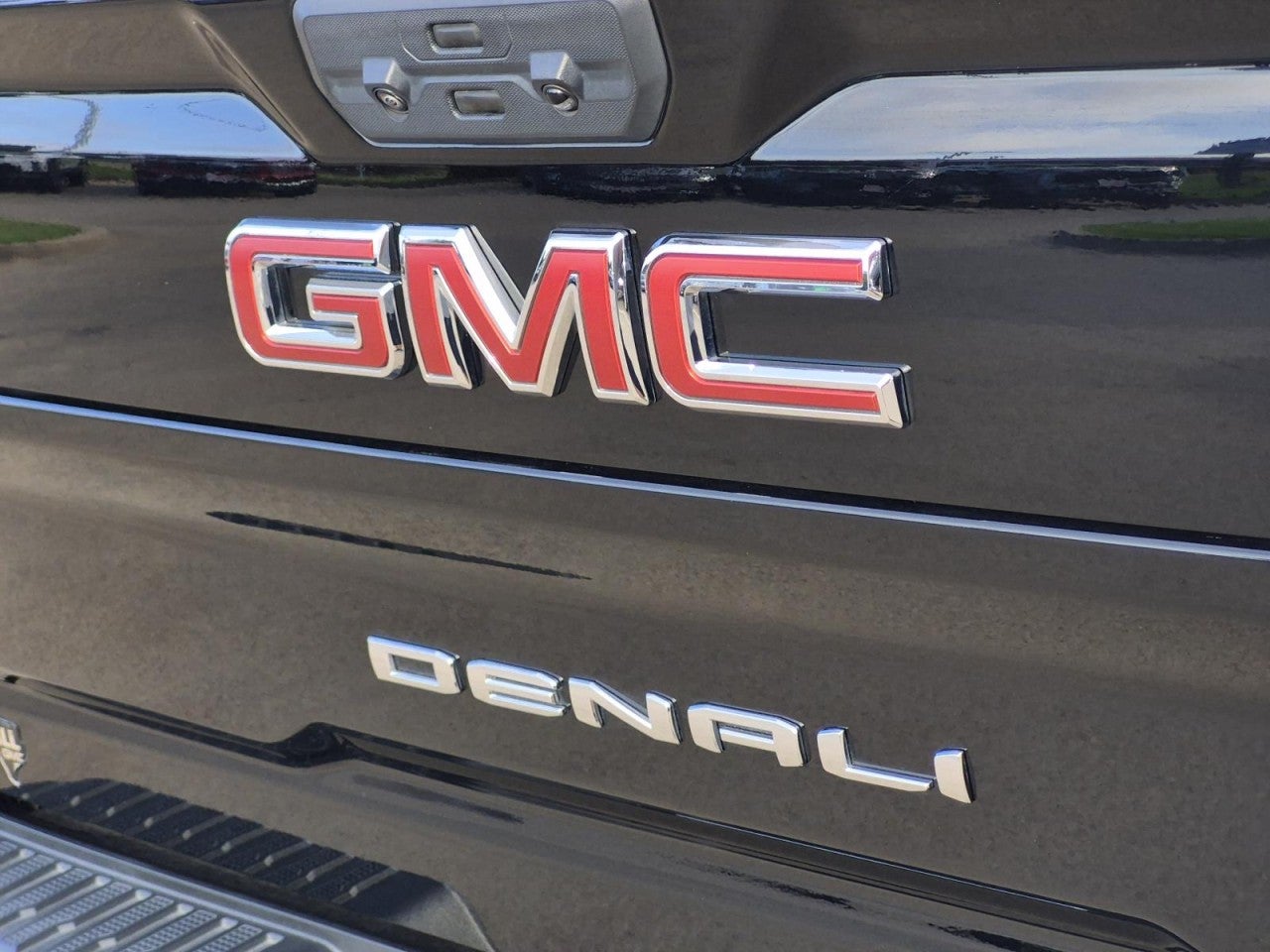2024 GMC Sierra 2500HD Denali - Photo 8