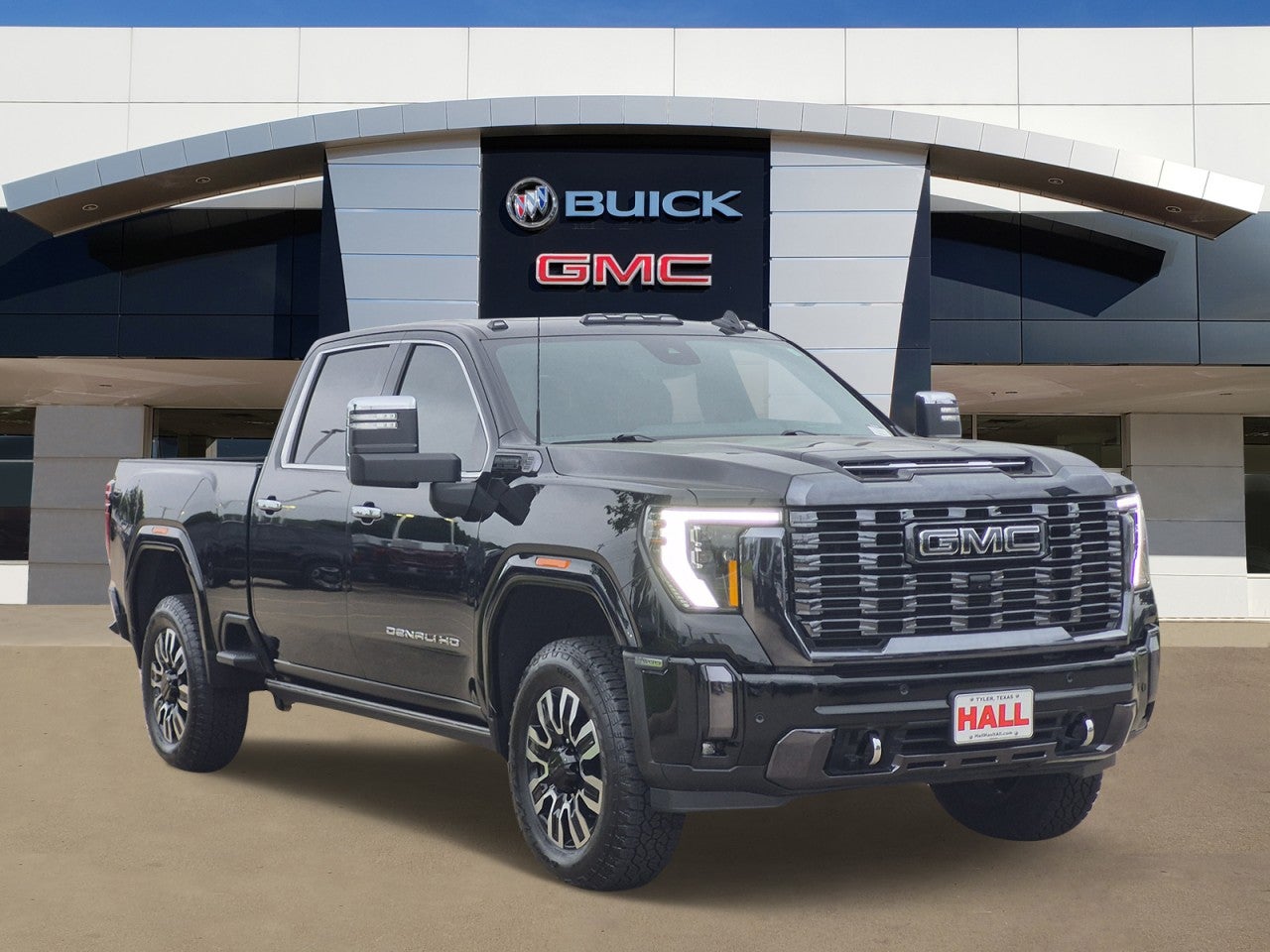 2024 GMC Sierra 4WD Crew Cab Long Box Denali Ultimate's photo