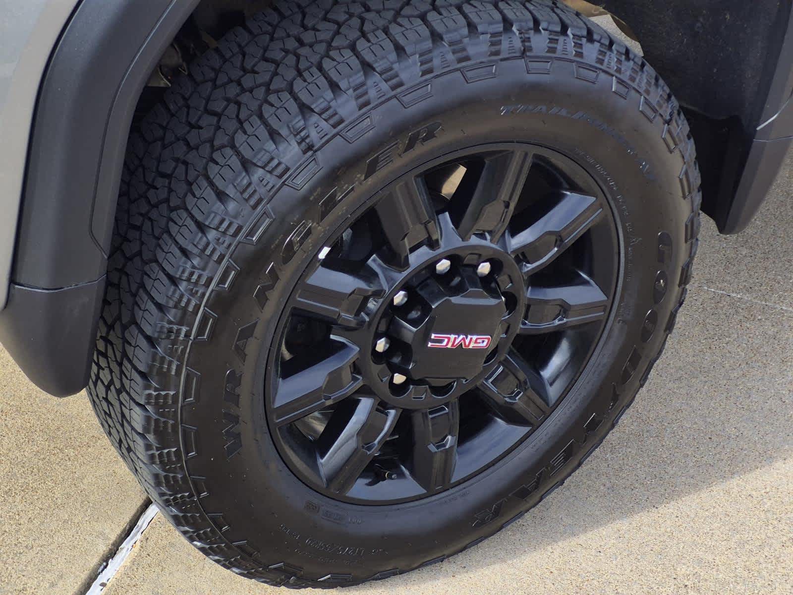 2025 GMC Sierra 2500 HD AT4