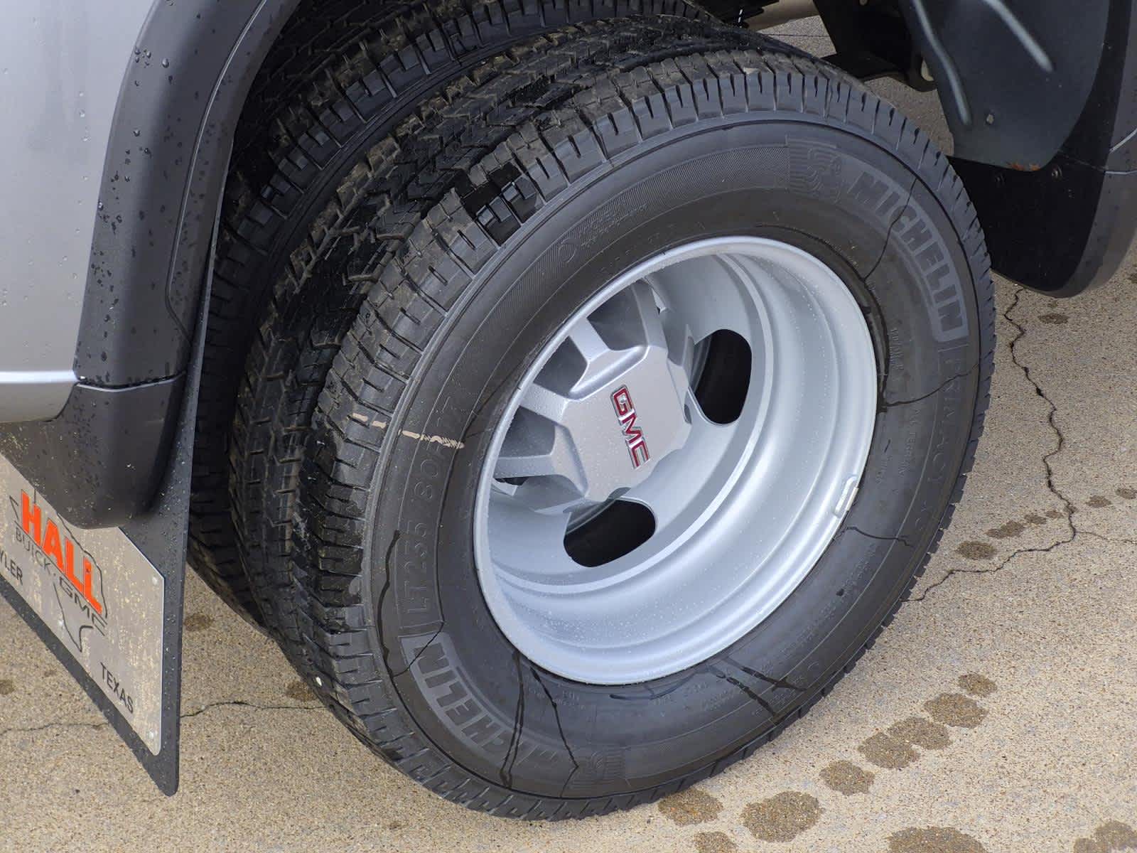 2026 GMC Sierra 3500 HD Pro DRW