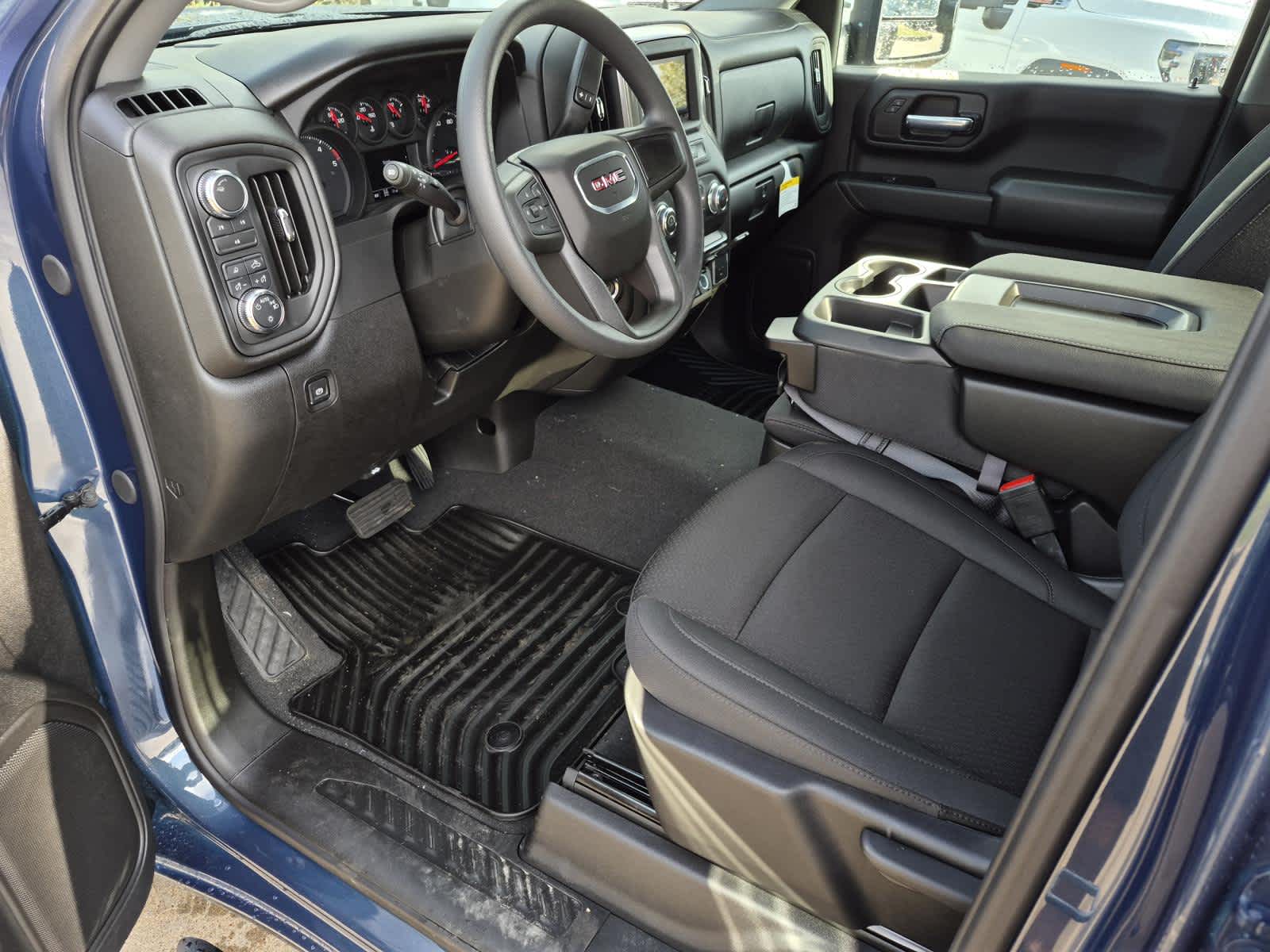 2026 GMC Sierra 3500 HD Pro DRW