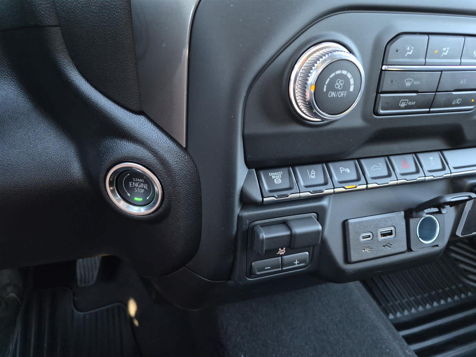 2026 GMC Sierra 3500 HD Pro DRW