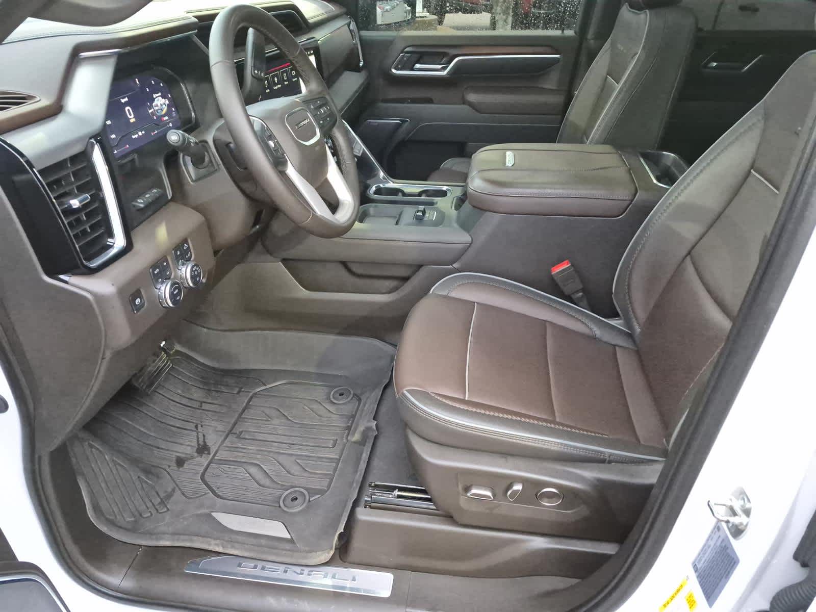 2025 GMC Sierra 3500 HD Denali DRW