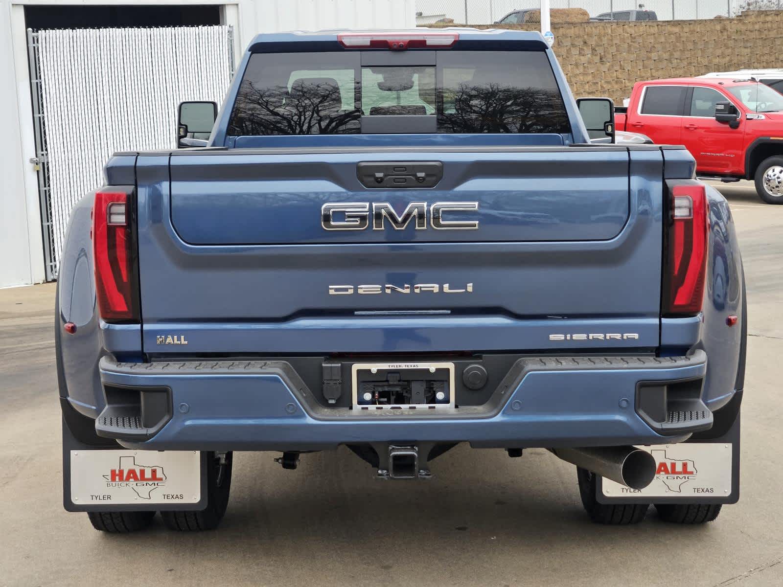 2026 GMC Sierra 3500 HD Denali Ultimate DRW
