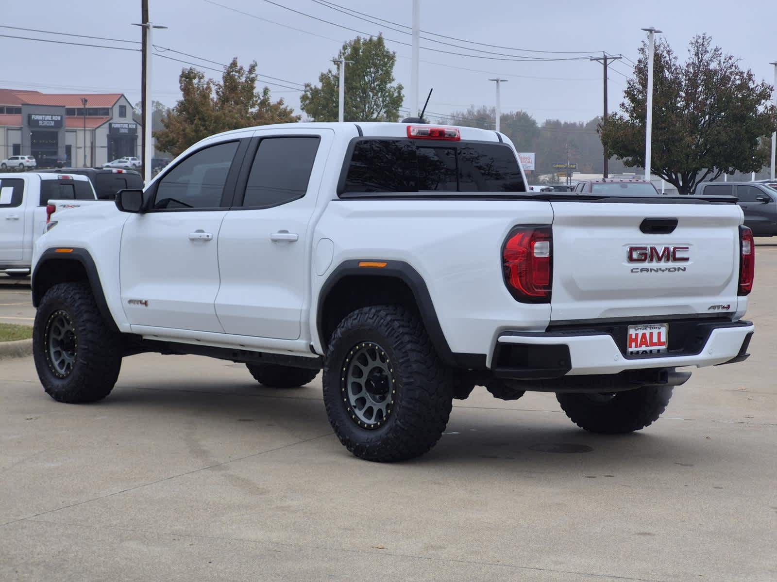 2024 GMC Canyon AT4