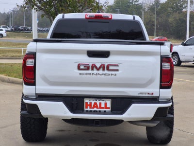 2024 GMC Canyon AT4