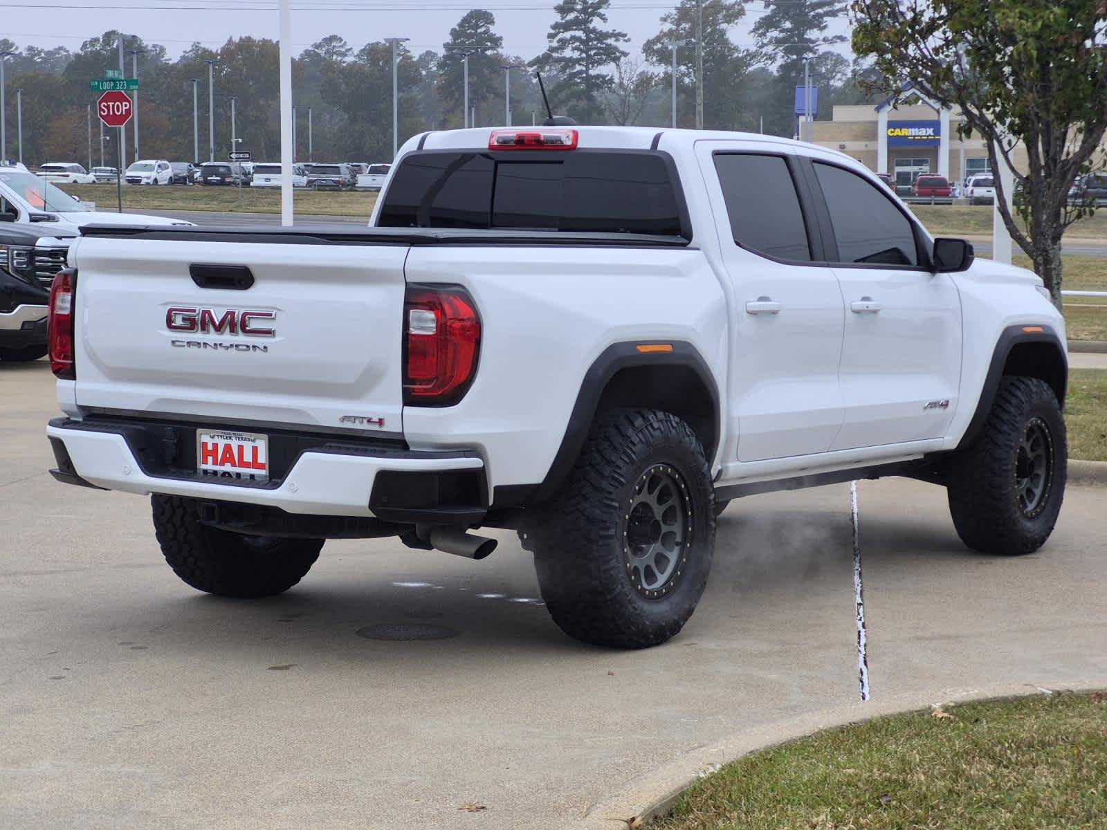 2024 GMC Canyon AT4