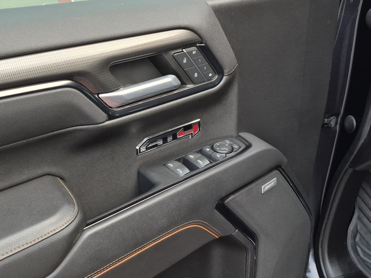 2022 GMC Sierra 1500 AT4