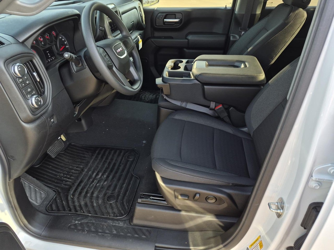 2026 GMC Sierra 1500 Pro - Photo 8