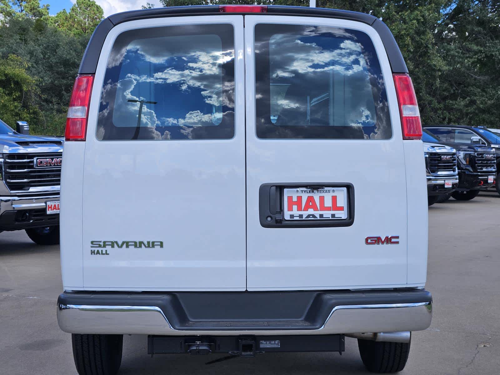 2025 GMC Savana Cargo 2500 Work Van