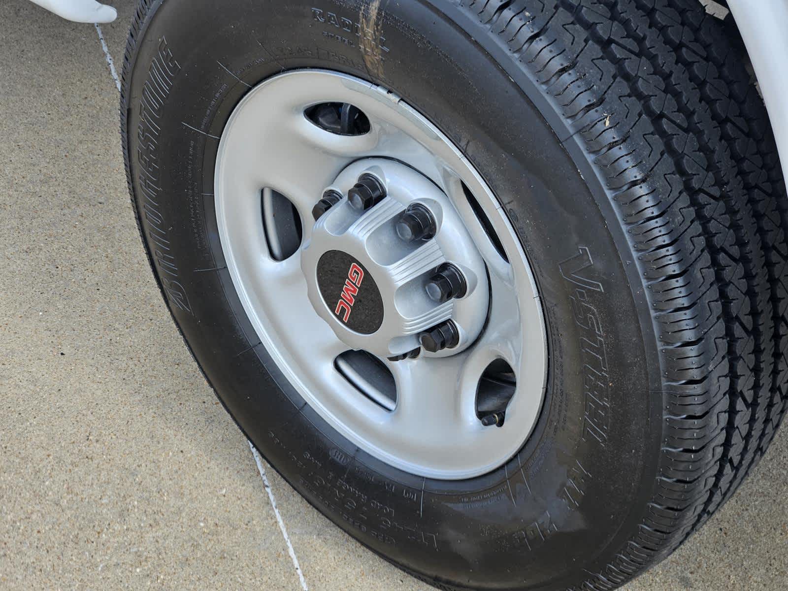 2025 GMC Savana Cargo 2500 Work Van