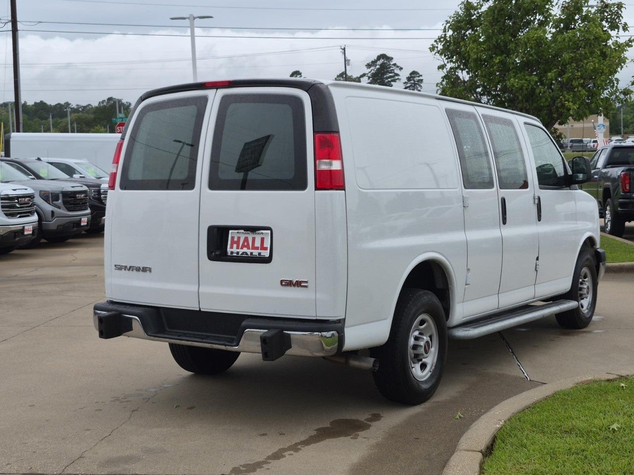 2024 GMC Savana Cargo Work Van - Photo 5