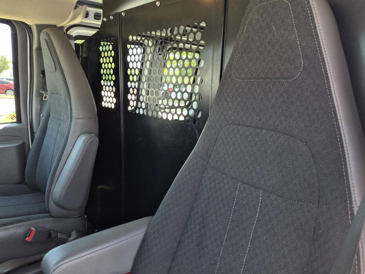2024 GMC Savana Cargo Work Van - Photo 12