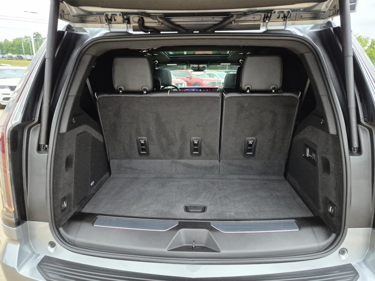 2025 Cadillac Escalade Sport