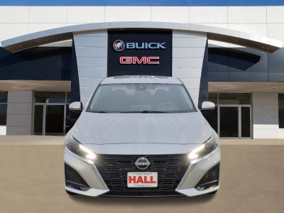 2023 Nissan Altima SL FWD