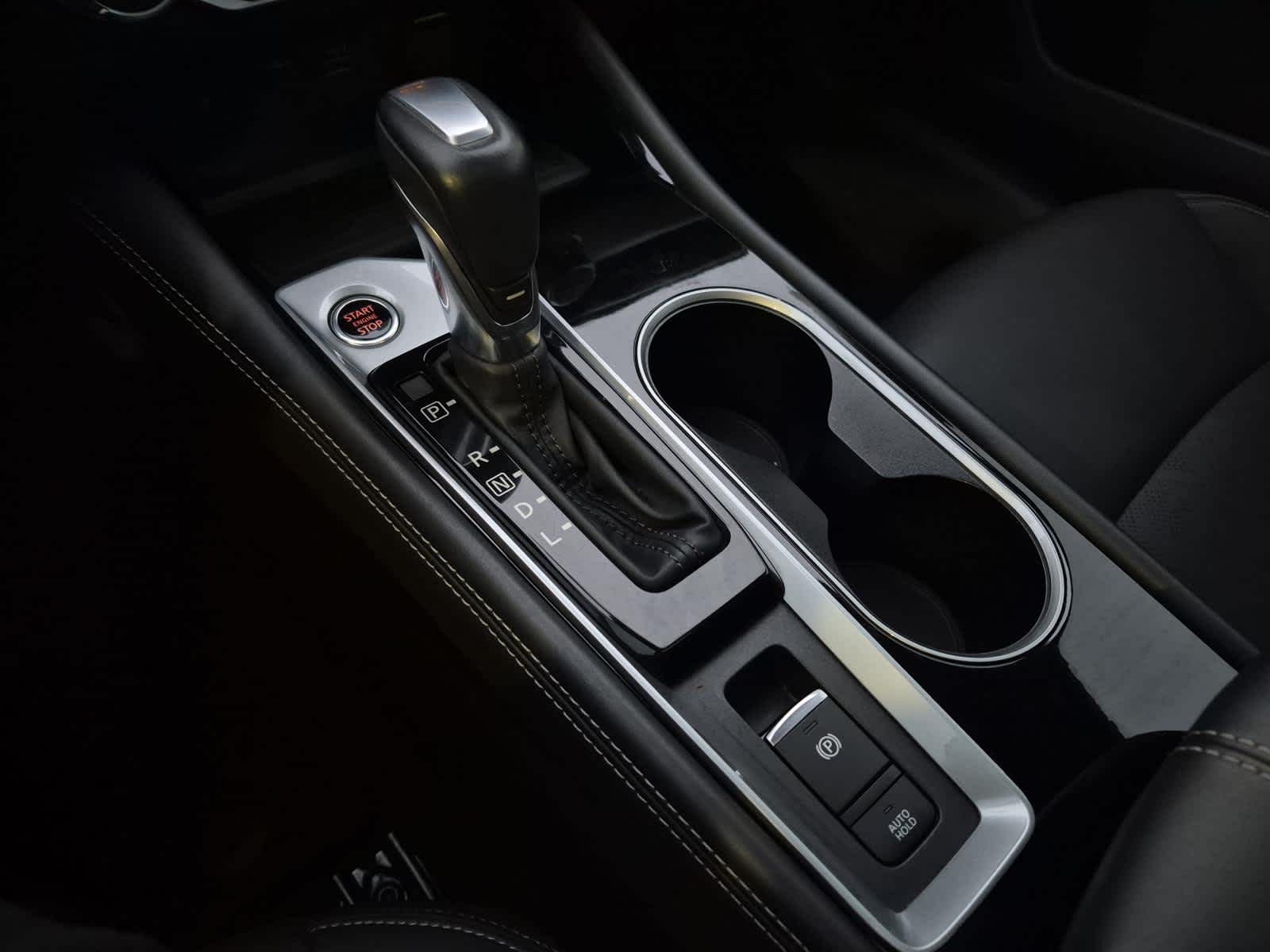 2023 Nissan Altima SL FWD