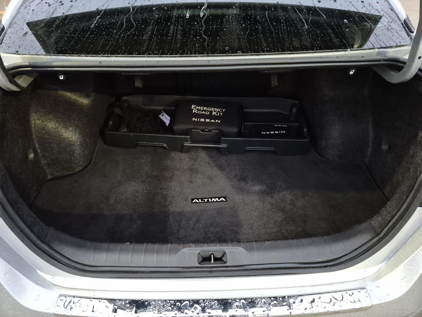 2023 Nissan Altima SL FWD