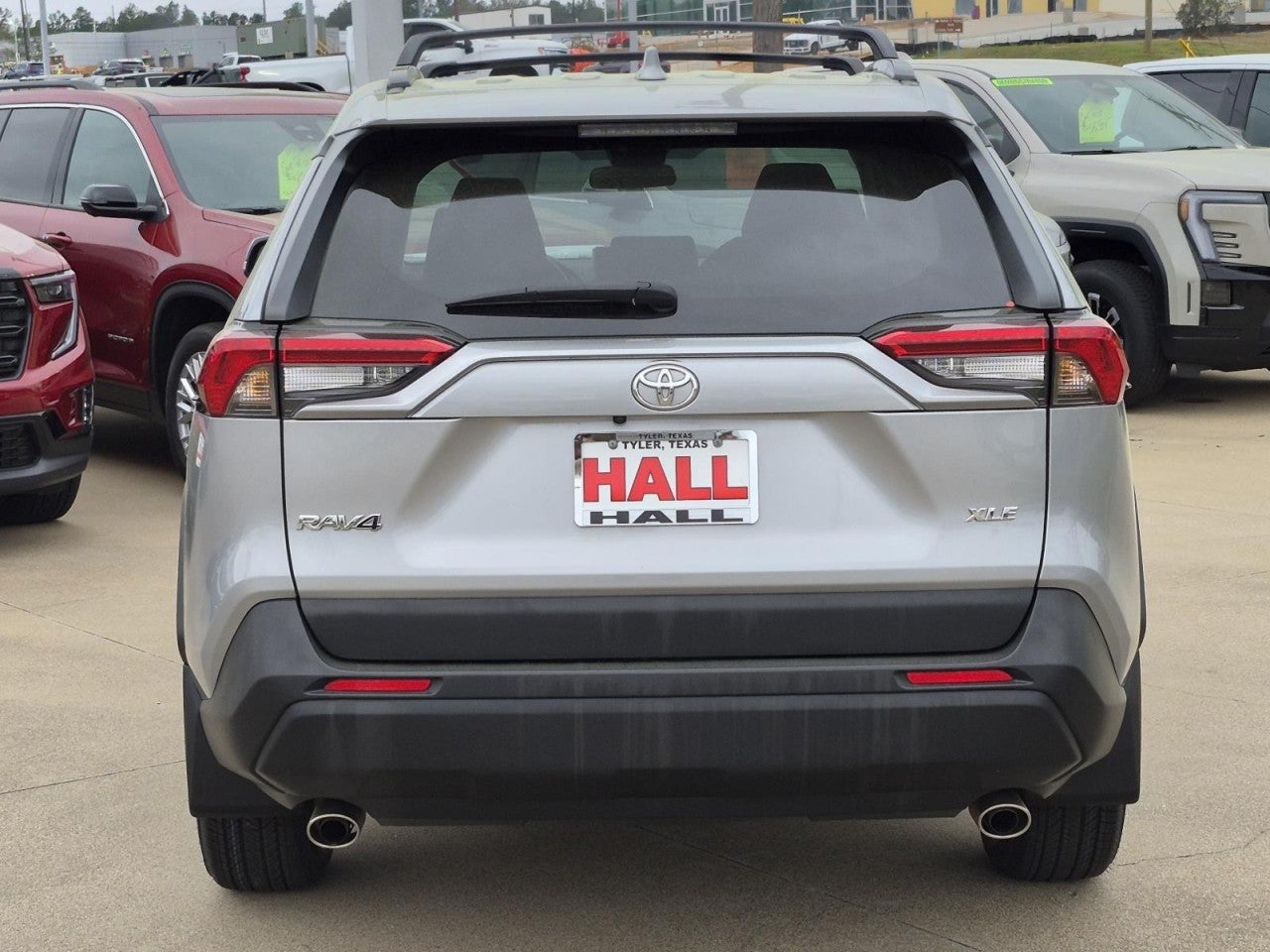 2023 Toyota RAV4 XLE