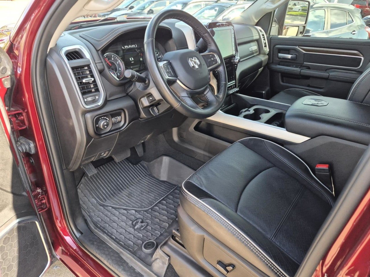 2024 RAM 3500 Laramie Crew Cab 4x4 8' Box