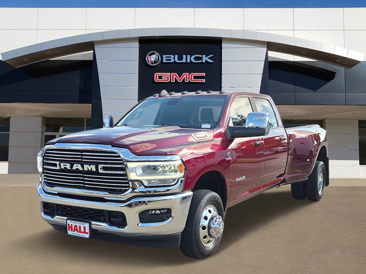 2024 RAM 3500 Laramie Crew Cab 4x4 8' Box